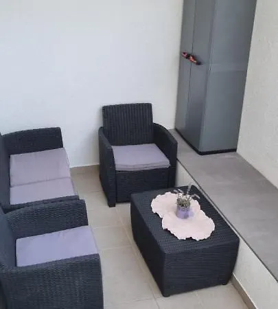Apartment Lara