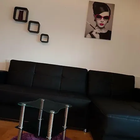 Apartment Lara